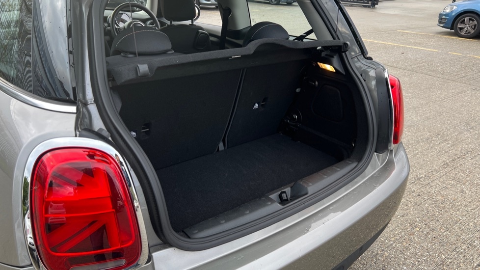 Used MINI Hatch 2019 for sale - 76804055: Photo 44