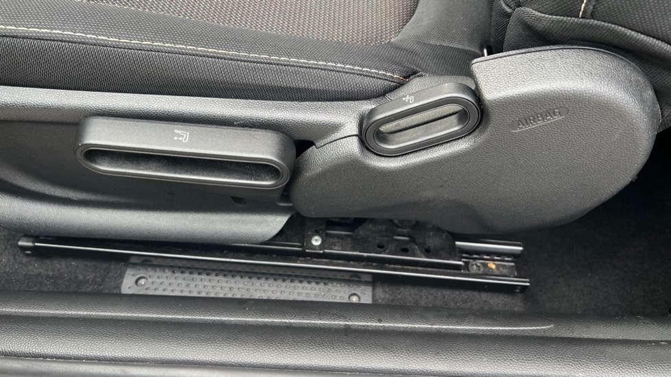 Used MINI Hatch 2019 for sale - 76804055: Photo 50