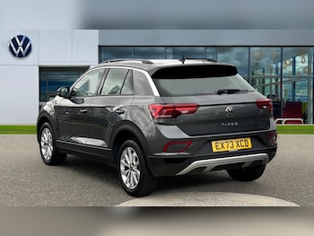 Used Volkswagen T-Roc 2023 for sale - 76438071: Photo