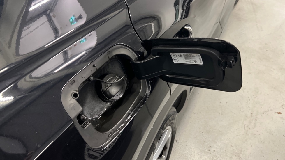 Used Volkswagen T-Roc 2022 for sale - 77042896: Photo 29