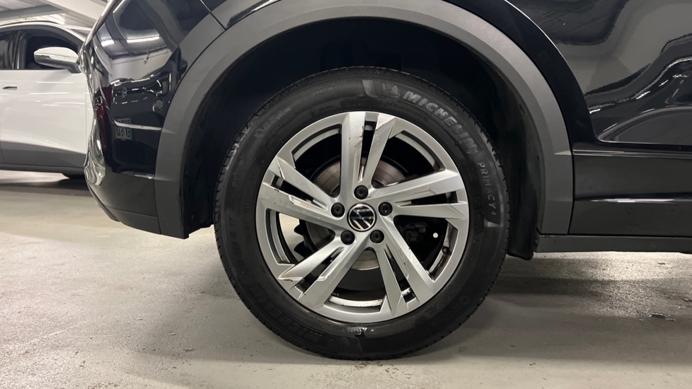 Used Volkswagen T-Roc 2022 for sale - 77042896: Photo 5