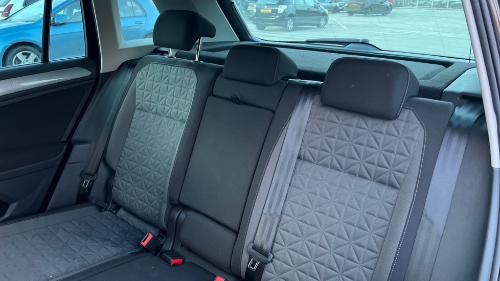 Used Volkswagen Tiguan 2022 for sale - 76872053: Photo 15