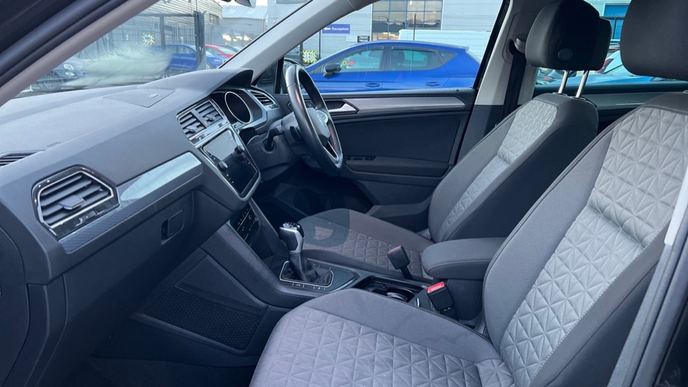 Used Volkswagen Tiguan 2022 for sale - 76872053: Photo 28