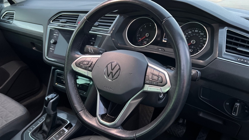 Used Volkswagen Tiguan 2022 for sale - 76872053: Photo 55