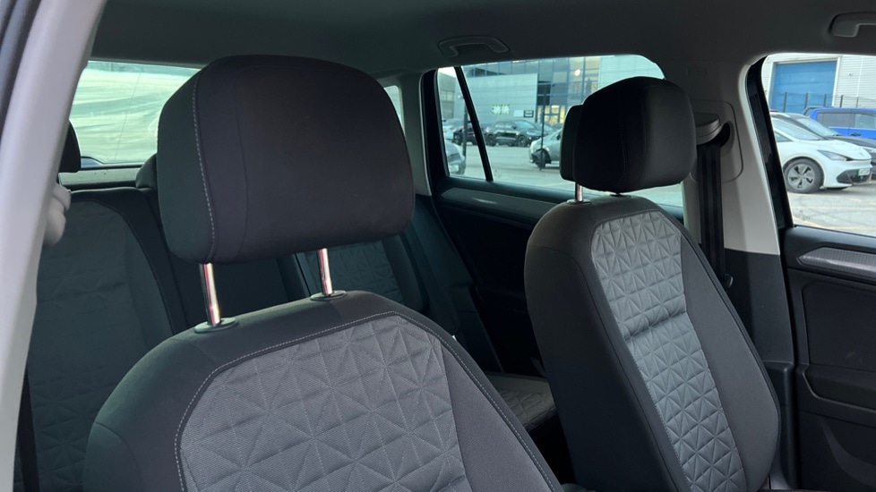 Used Volkswagen Tiguan 2022 for sale - 76872053: Photo 57