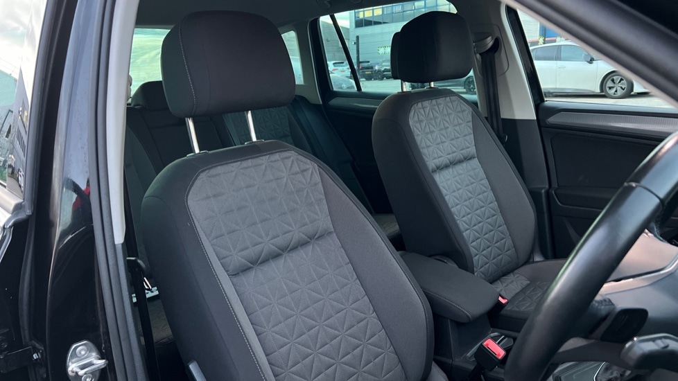 Used Volkswagen Tiguan 2022 for sale - 76872053: Photo 58