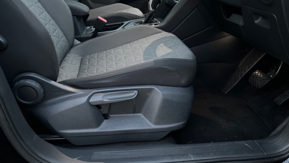 Used Volkswagen Tiguan 2022 for sale - 76872053: Photo 59