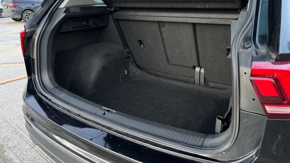 Used Volkswagen Tiguan 2022 for sale - 76872053: Photo 66