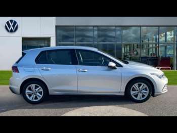 Used Volkswagen Golf 2024 for sale - 74580380: Photo