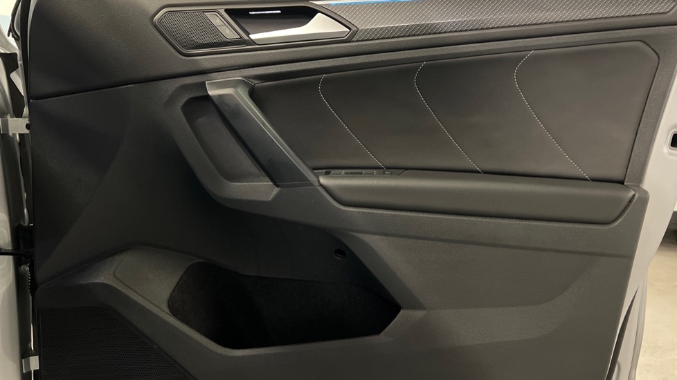 Used Volkswagen Tiguan 2024 for sale - 77018275: Photo 37