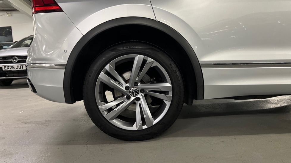 Used Volkswagen Tiguan 2024 for sale - 77018275: Photo 5