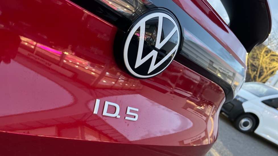 Used Volkswagen ID.5 2025 for sale - 76927808: Photo 52