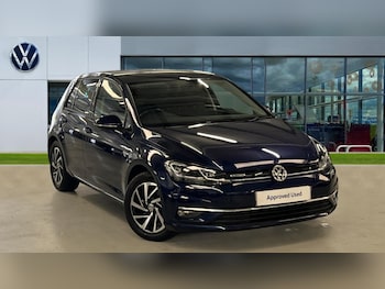 Volkswagen - Golf