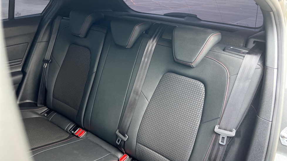 Used Ford Focus 2021 for sale - 76328197: Photo 14