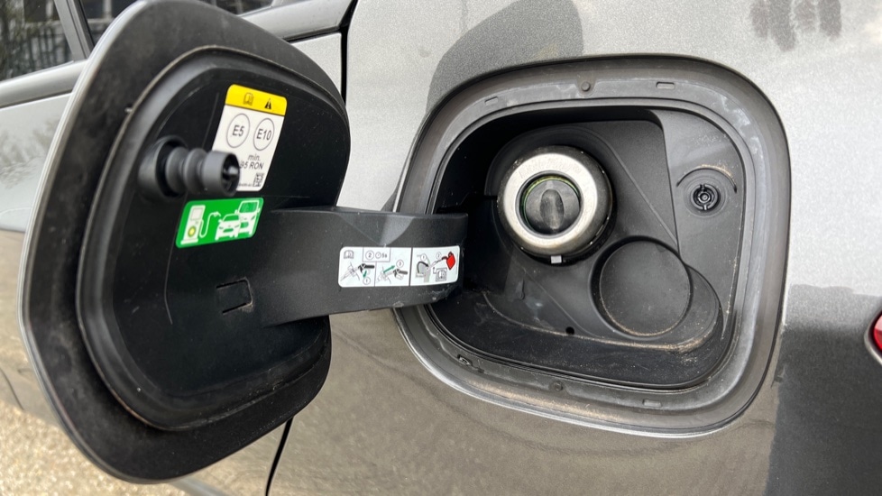 Used Ford Focus 2021 for sale - 76328197: Photo 21