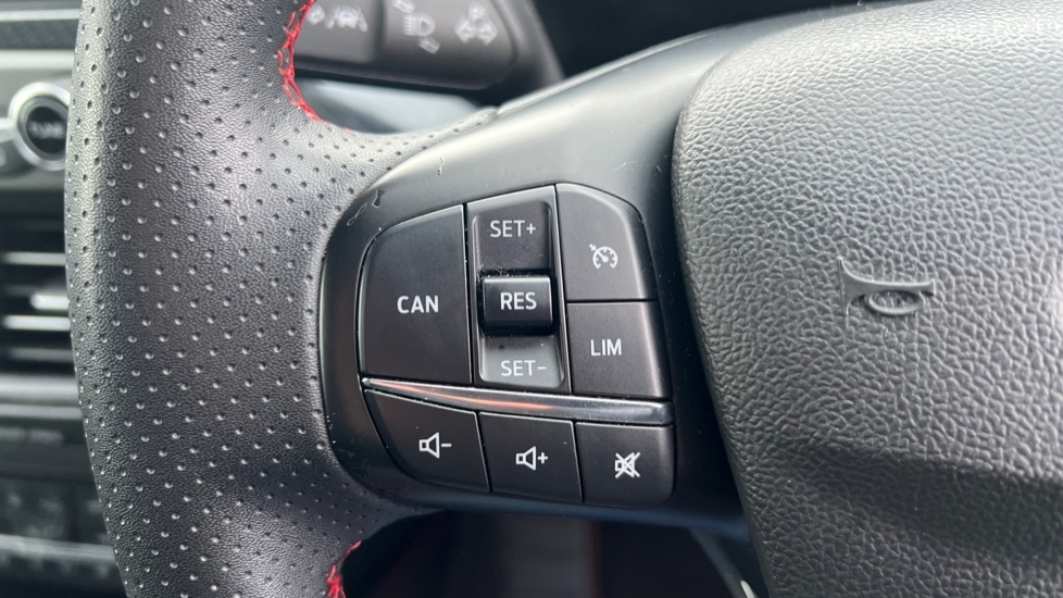 Used Ford Focus 2021 for sale - 76328197: Photo 23