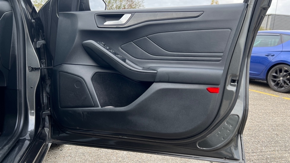 Used Ford Focus 2021 for sale - 76328197: Photo 30