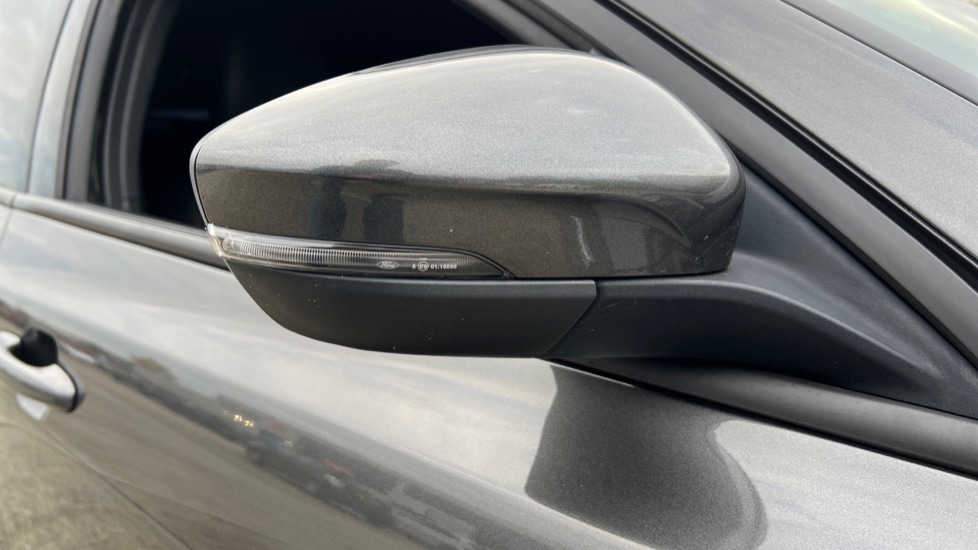 Used Ford Focus 2021 for sale - 76328197: Photo 42