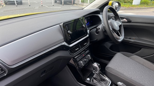 Used Volkswagen T-Cross 2025 for sale - 75484511: Photo 2