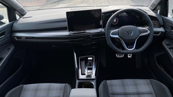 Used Volkswagen Golf 2025 for sale - 75484499: Photo 12