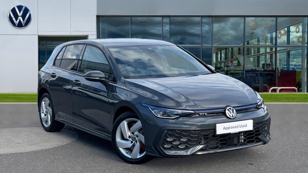 Used Volkswagen Golf 2025 for sale - 75484499: Photo 1