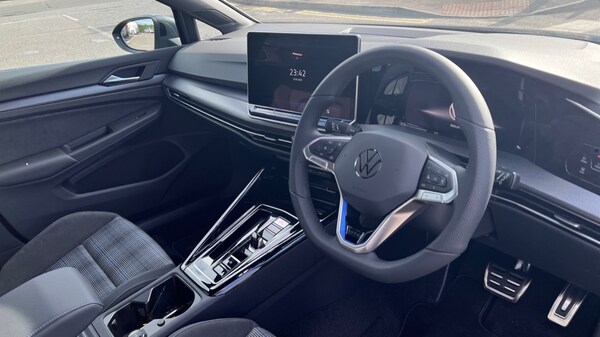 Used Volkswagen Golf 2025 for sale - 75484499: Photo 6