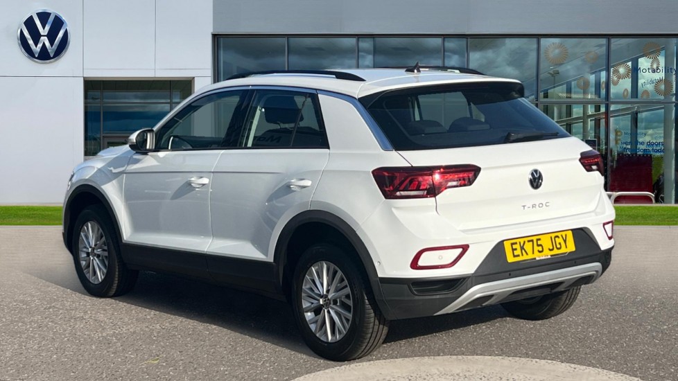 Used Volkswagen T-Roc 2025 for sale - 76870588: Photo 3