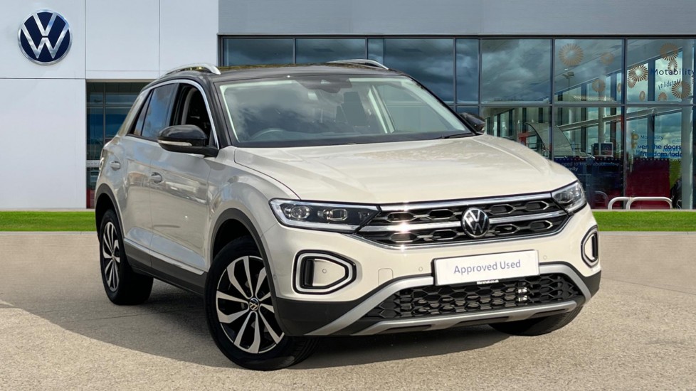 Used Volkswagen T-Roc 2023 for sale - 76441914: Photo 1