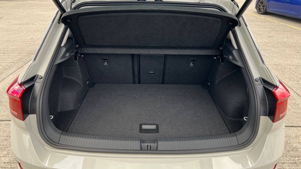 Used Volkswagen T-Roc 2023 for sale - 76441914: Photo 16