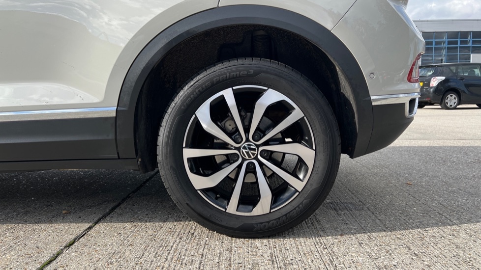 Used Volkswagen T-Roc 2023 for sale - 76441914: Photo 19