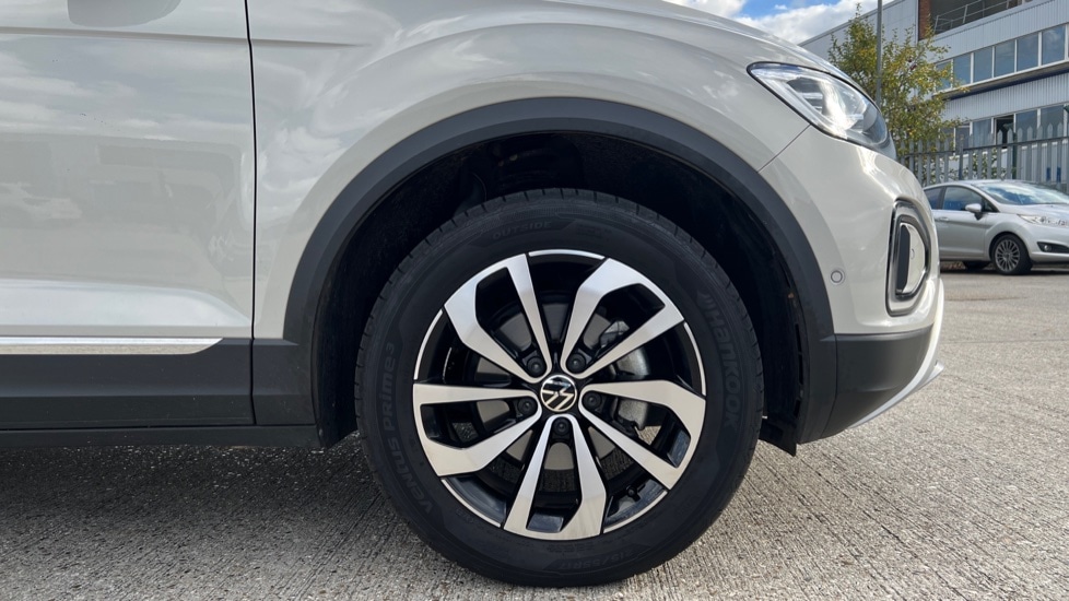 Used Volkswagen T-Roc 2023 for sale - 76441914: Photo 20