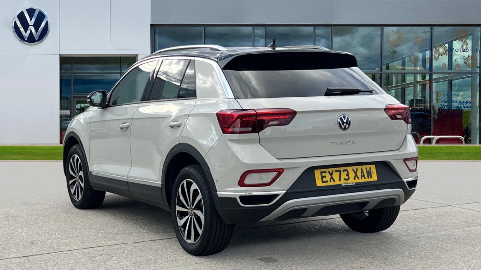 Used Volkswagen T-Roc 2023 for sale - 76441914: Photo 3