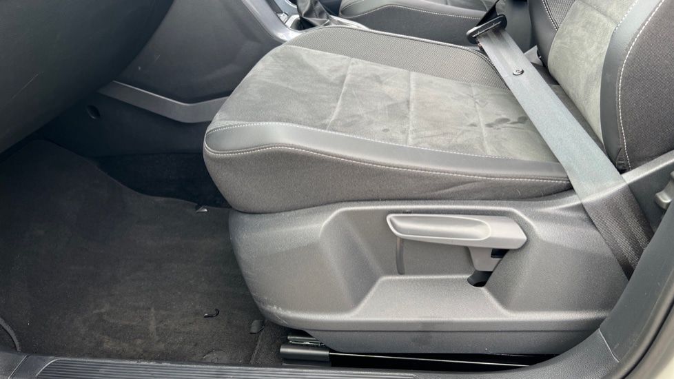 Used Volkswagen T-Roc 2023 for sale - 76441914: Photo 39