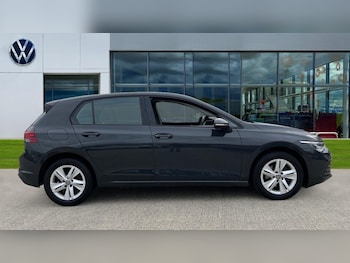 Used Volkswagen Golf 2021 for sale - 76404797: Photo