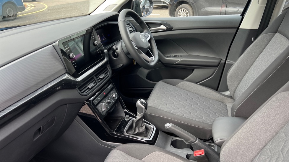 Used Volkswagen T-Cross 2025 for sale - 76873942: Photo 28