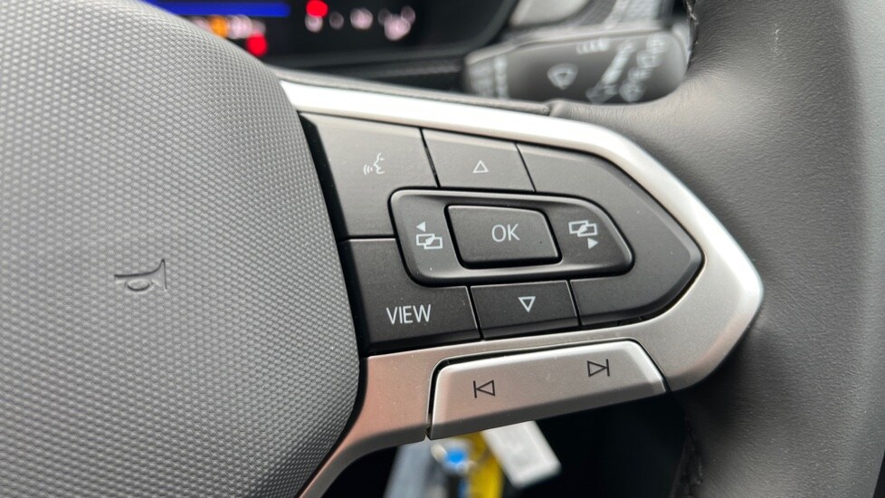 Used Volkswagen T-Cross 2025 for sale - 76873942: Photo 32