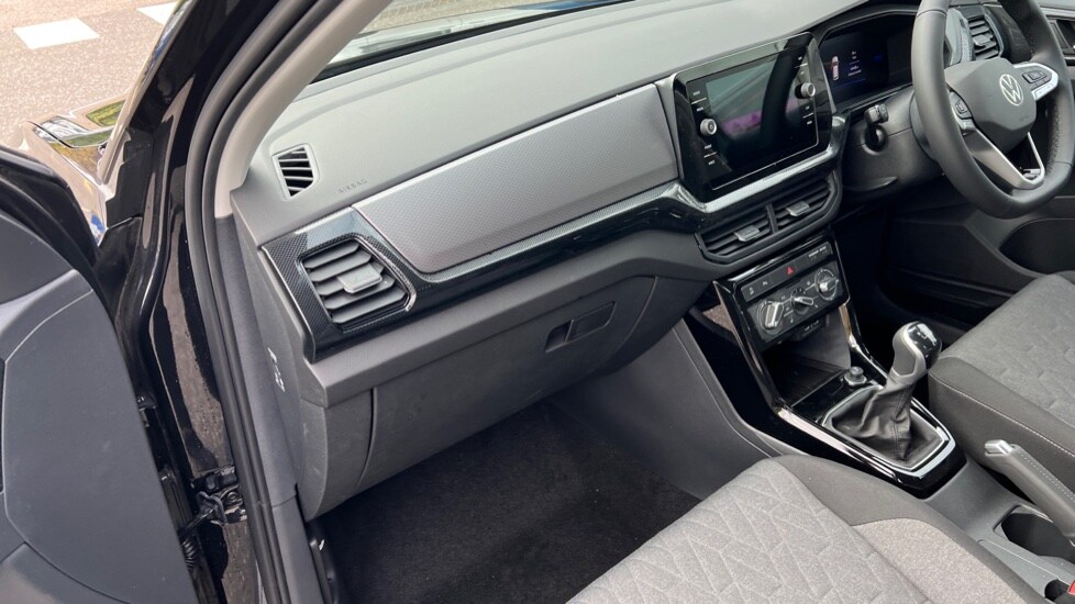 Used Volkswagen T-Cross 2025 for sale - 76873942: Photo 43