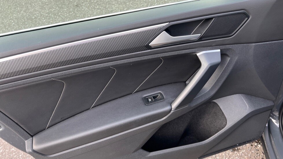 Used Volkswagen Tiguan 2021 for sale - 76593736: Photo 41