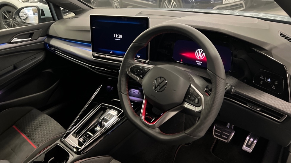 Used Volkswagen Golf 2025 for sale - 76523619: Photo 6