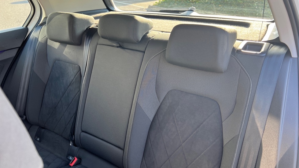 Used Volkswagen Golf 2024 for sale - 76871536: Photo 15