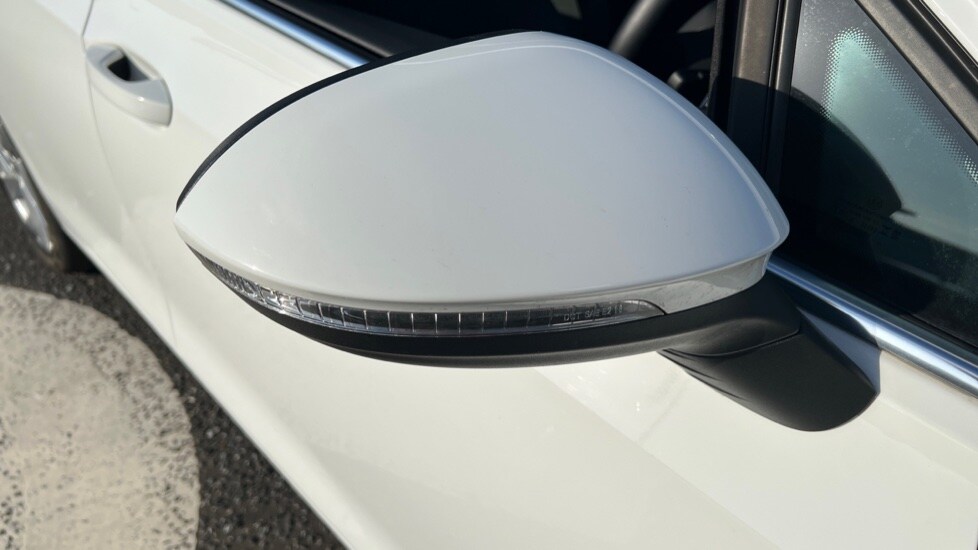 Used Volkswagen Golf 2024 for sale - 76871536: Photo 53