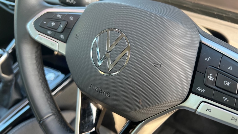 Used Volkswagen Golf 2024 for sale - 76871536: Photo 54