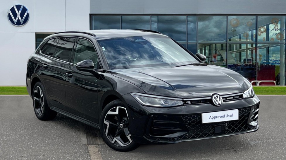 Used Volkswagen Passat 2025 for sale - 76021877: Photo 1