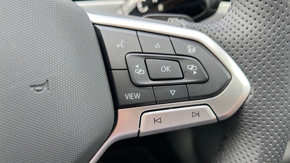 Used Volkswagen Passat 2025 for sale - 76021877: Photo 32