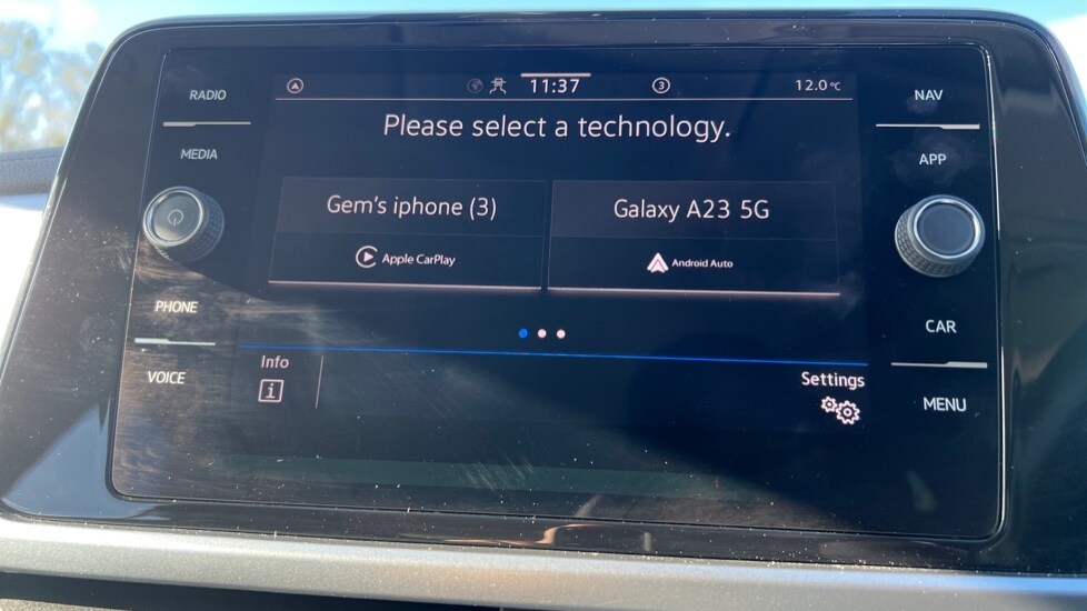 Used Volkswagen T-Roc 2023 for sale - 76328303: Photo 22