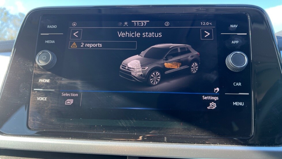 Used Volkswagen T-Roc 2023 for sale - 76328303: Photo 23