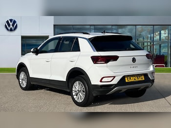Used Volkswagen T-Roc 2023 for sale - 76328303: Photo