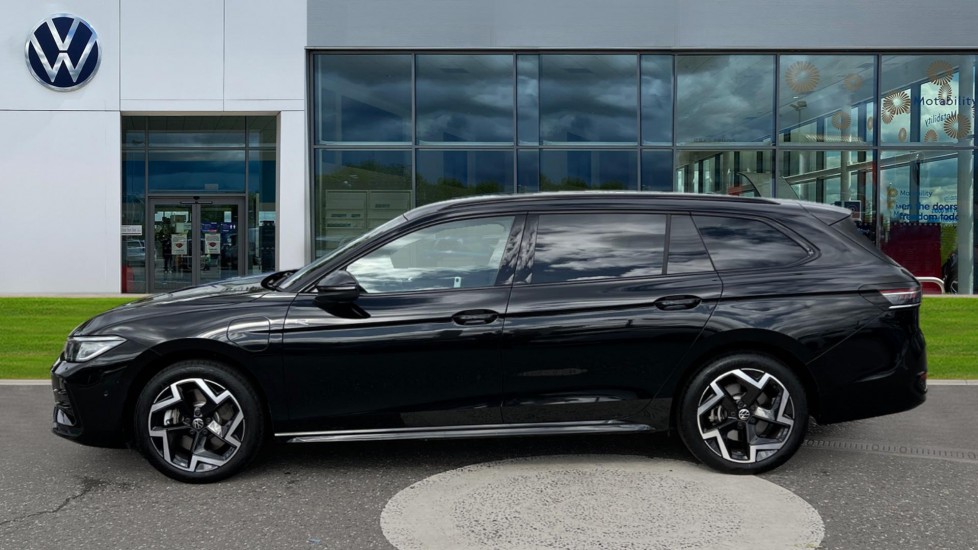 Used Volkswagen Passat 2025 for sale - 76869521: Photo 9