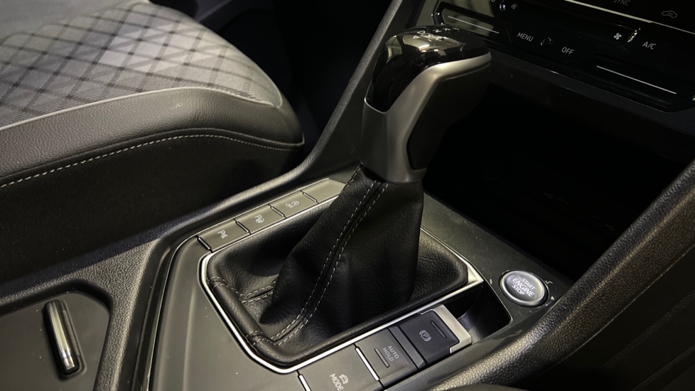 Used Volkswagen Tiguan 2024 for sale - 76872535: Photo 36