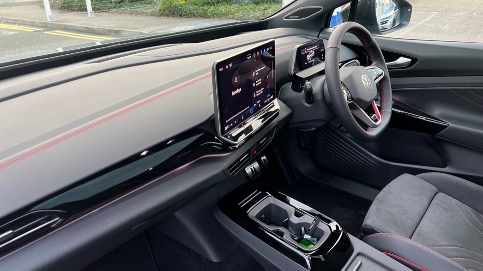 Used Volkswagen ID.4 2025 for sale - 76873985: Photo 2